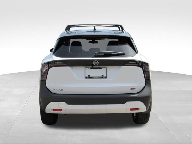 New 2026 Nissan Kicks SR w/ Cold Weather Package FWD video 4