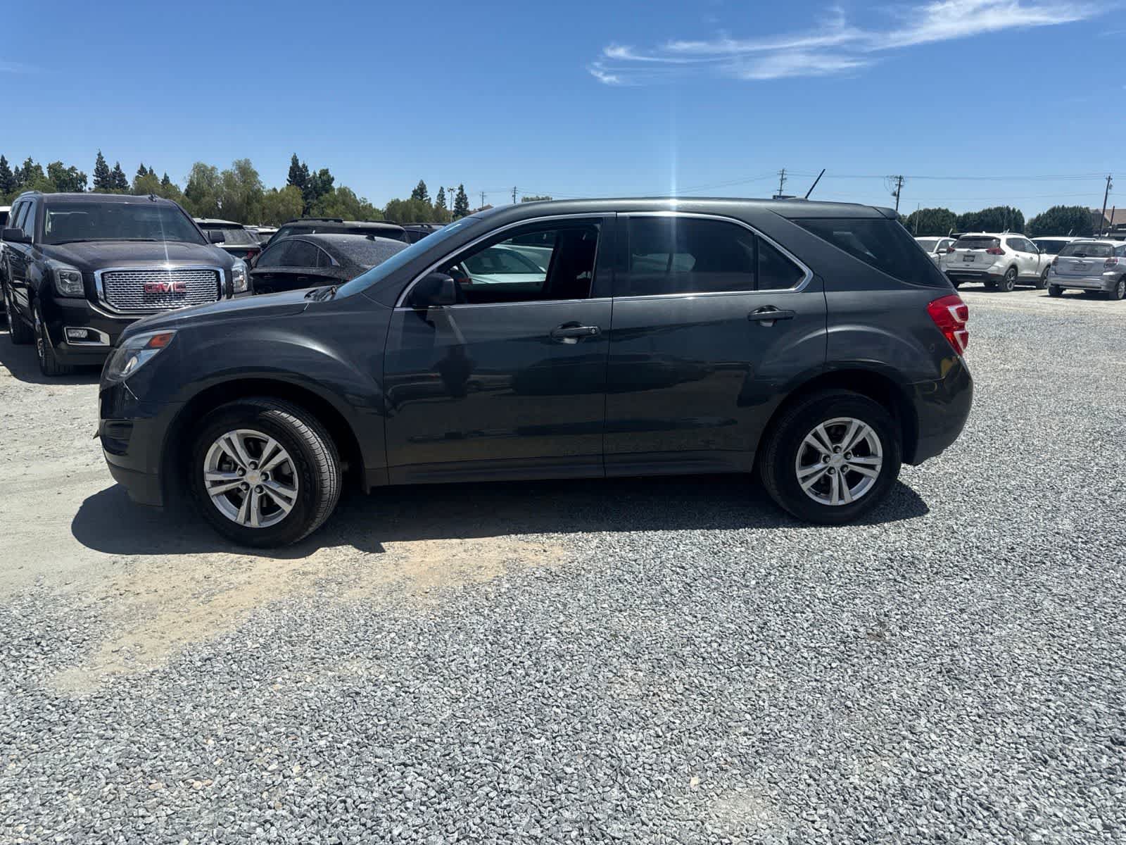 Used 2017 Chevrolet Equinox LS FWD image 8