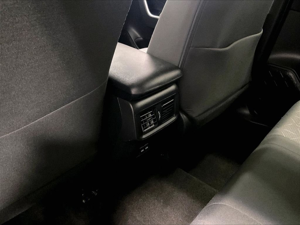 Certified 2022 Toyota RAV4 XLE w/ Convenience Package AWD/4WD image 28