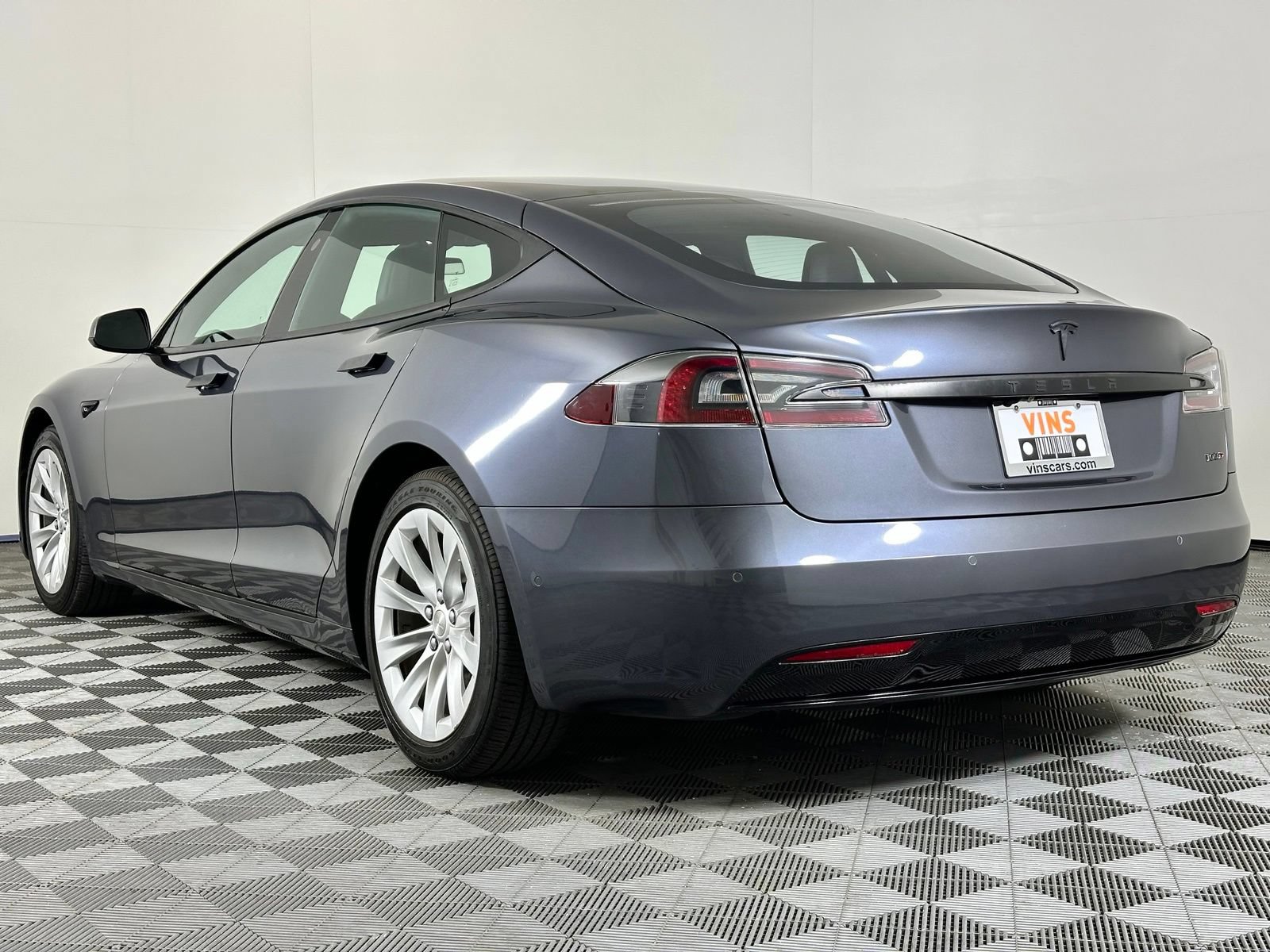 Used 2019 Tesla Model S 100D AWD/4WD image 38
