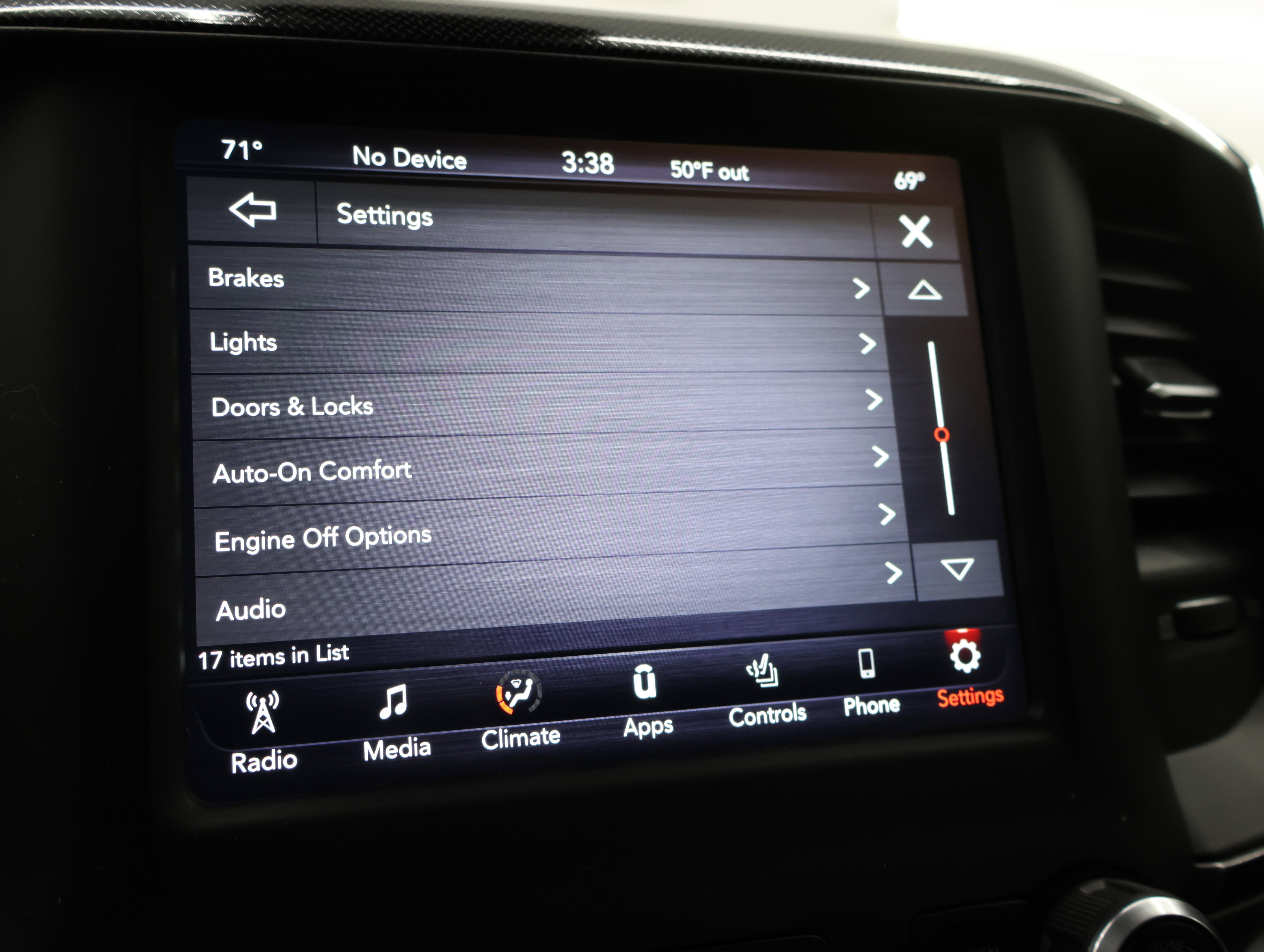 Used 2021 RAM 1500 Big Horn w/ Built-to-serve Edition image 54