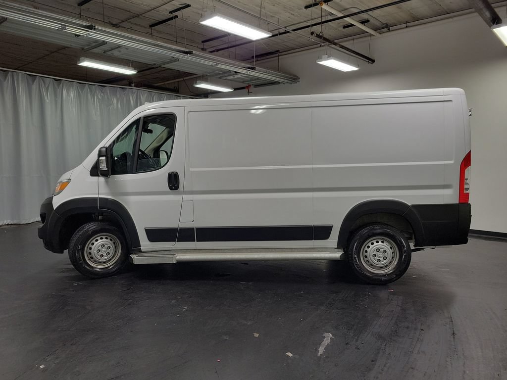 Used 2025 RAM ProMaster 2500 w/ U-Haul Equipment Group FWD image 5