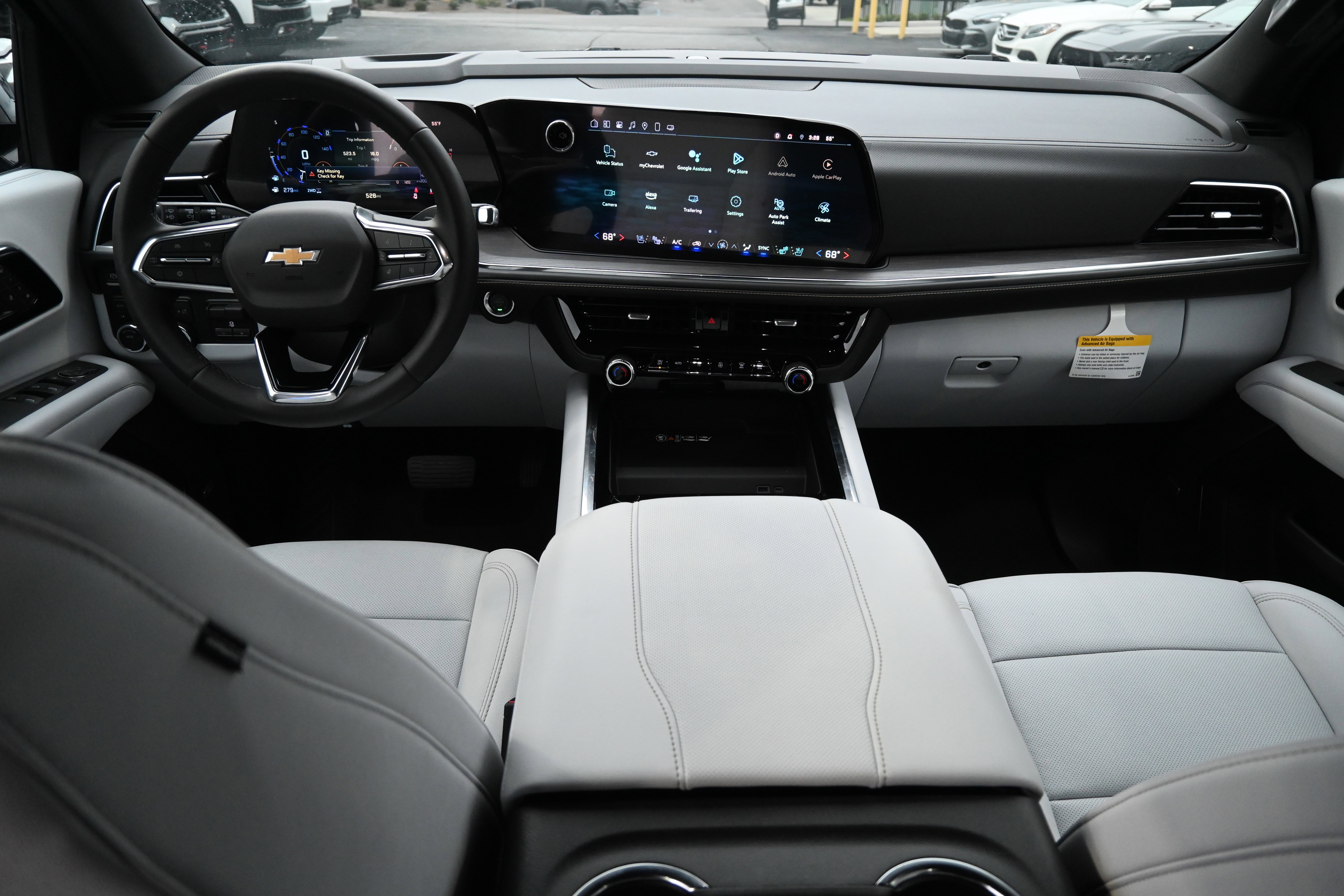 Used 2025 Chevrolet Tahoe Premier w/ Sun And Tow Package image 3