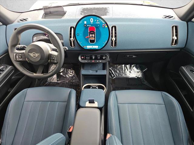 Used 2025 MINI Cooper Countryman S w/ Comfort Package Max image 17