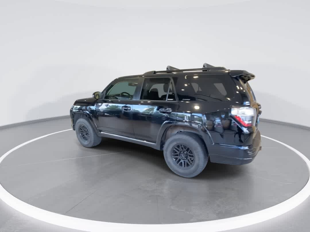 Used 2019 Toyota 4Runner Limited AWD/4WD image 6