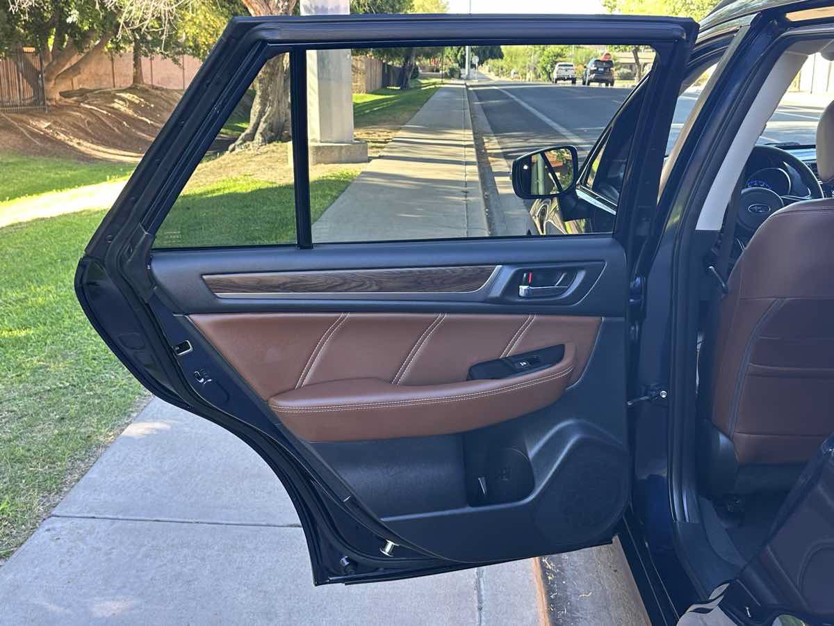 Used 2018 Subaru Outback 3.6R Touring AWD/4WD image 47