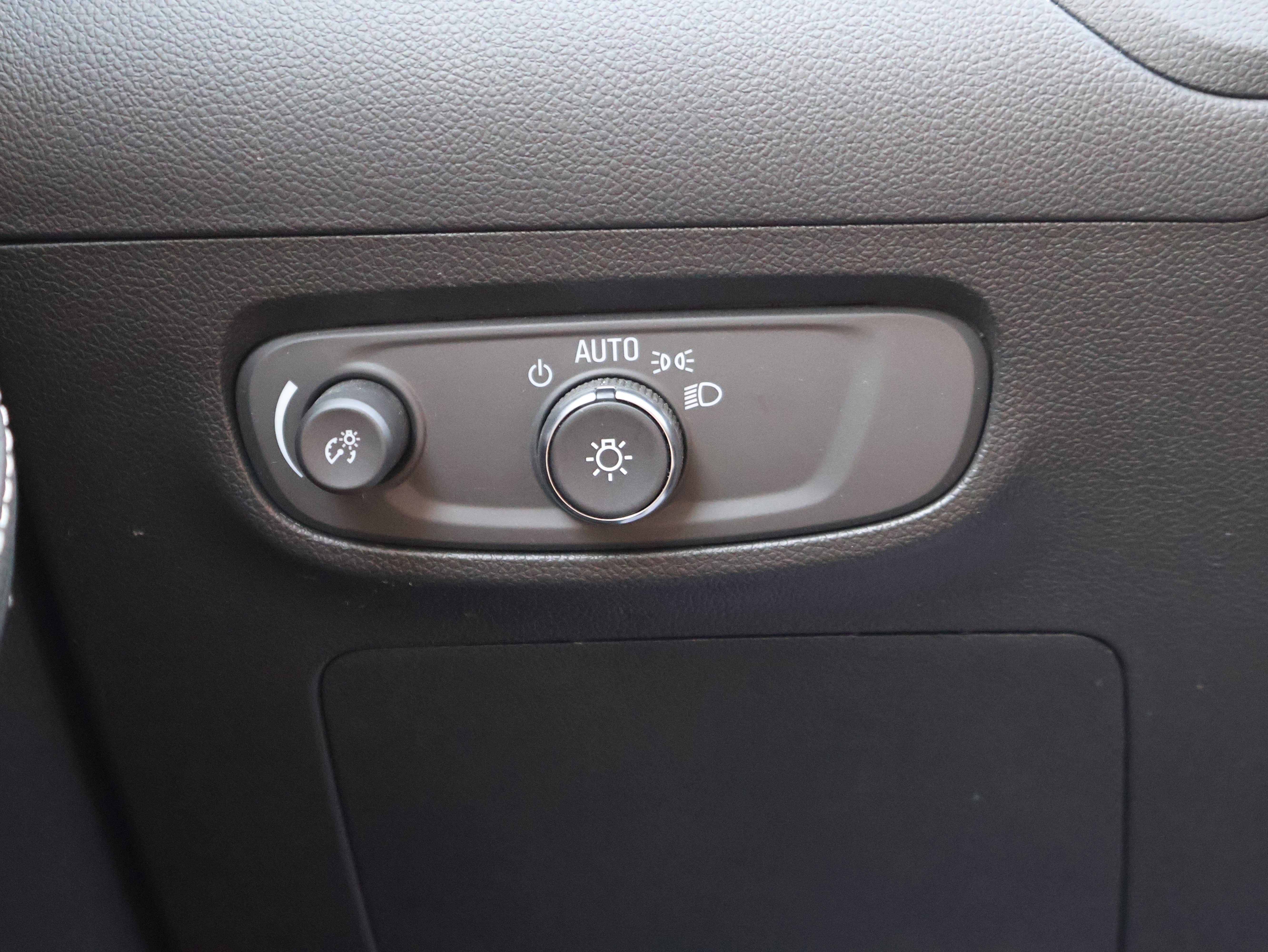 Used 2024 Buick Encore GX Sport Touring image 37