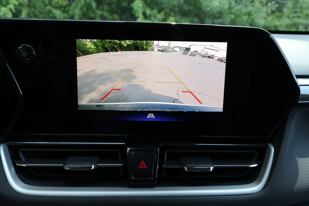 Used 2024 Chevrolet TrailBlazer LT w/ LT Cold Weather Package FWD image 18