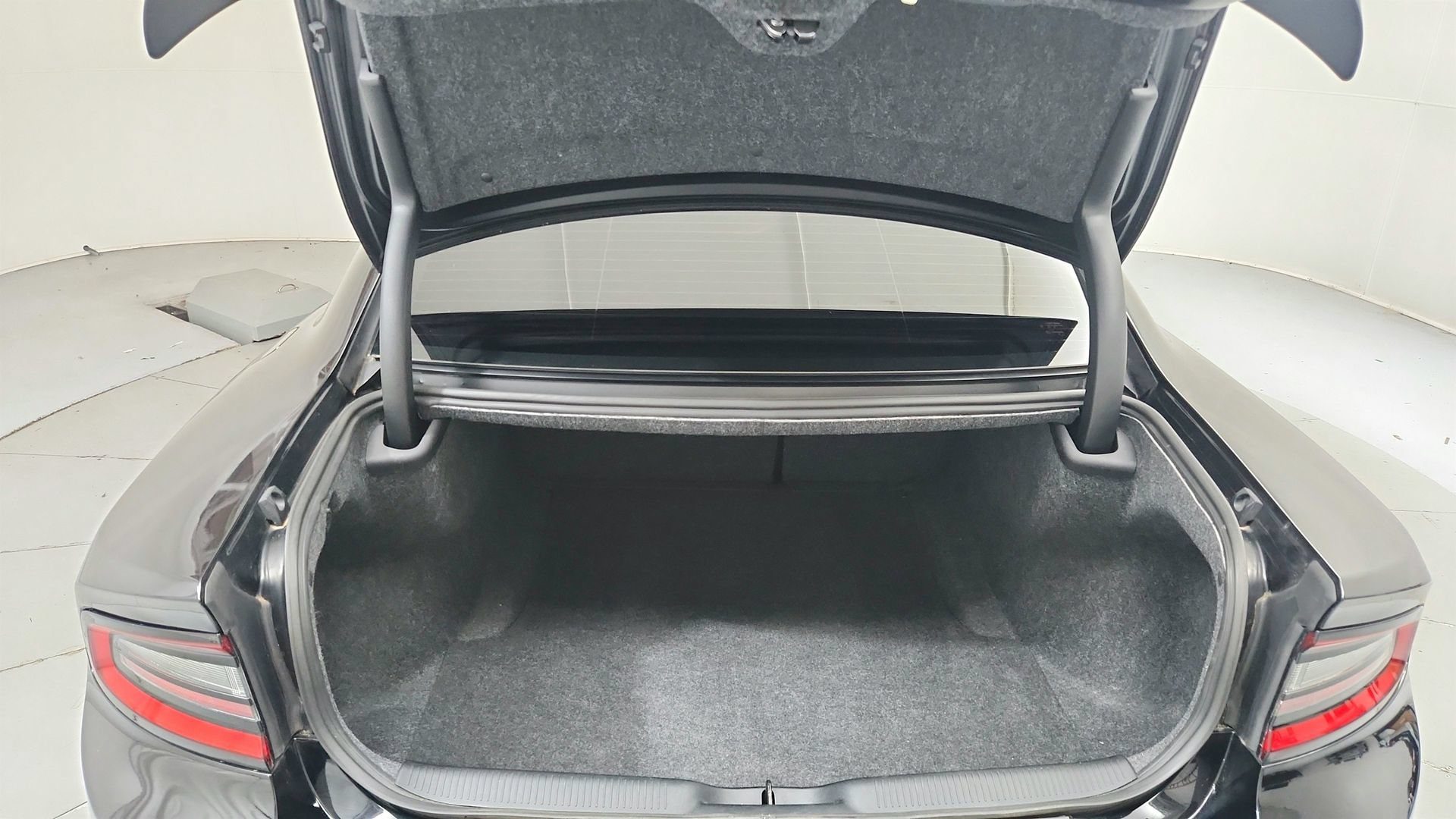 Used 2022 Dodge Charger Scat Pack RWD image 25