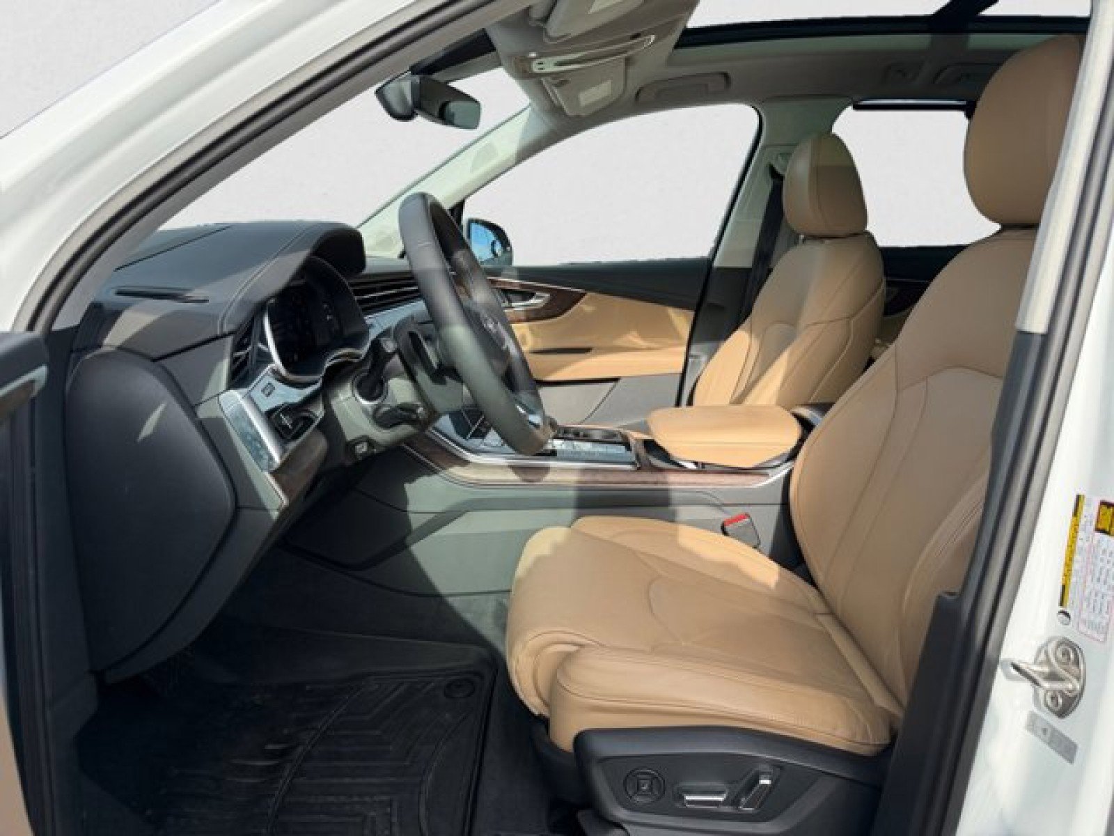 Used 2023 Audi Q7 3.0T Prestige image 10