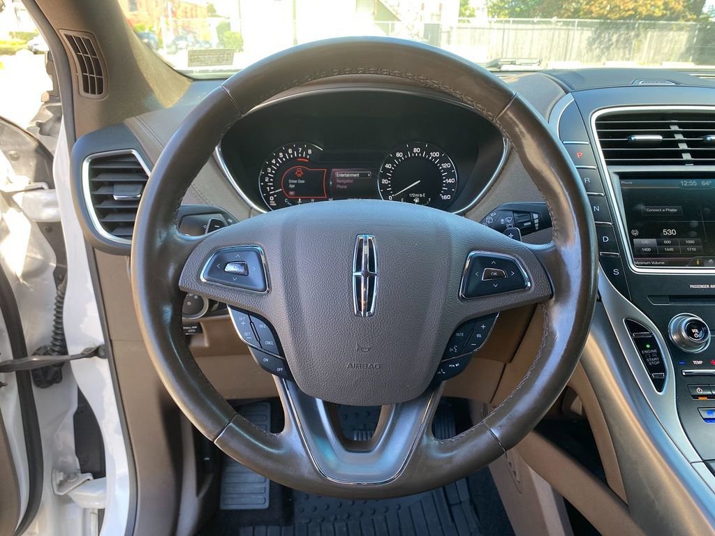 Used 2016 Lincoln MKX Reserve w/ Cargo Utility Package image 15