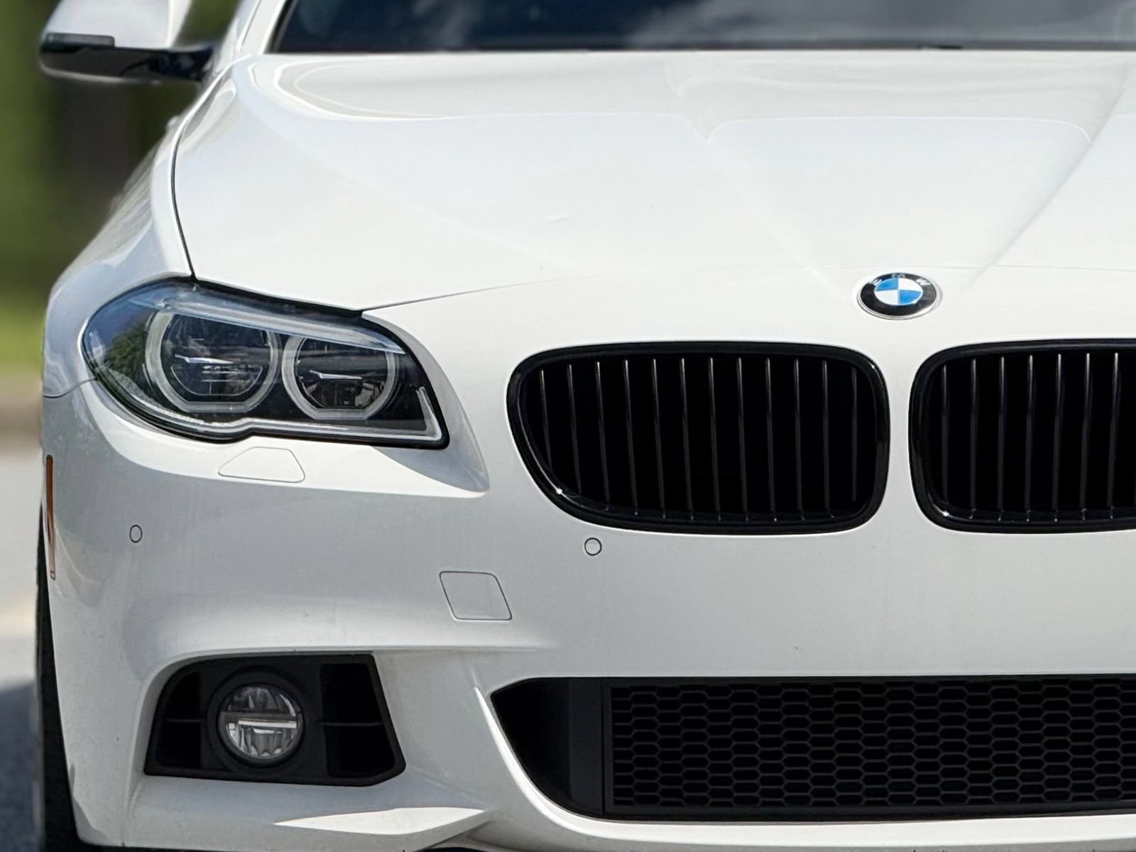 Used 2015 BMW 550i Sedan RWD image 14