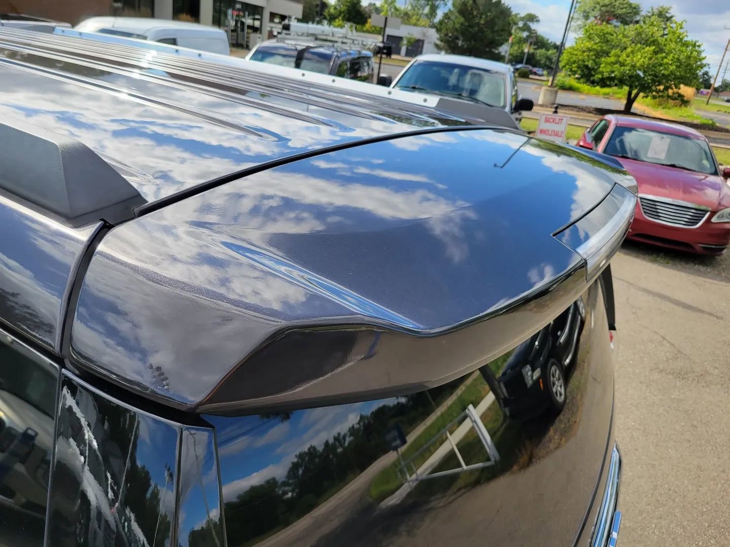 Used 2018 GMC Yukon XL Denali w/ Open Road Package image 17