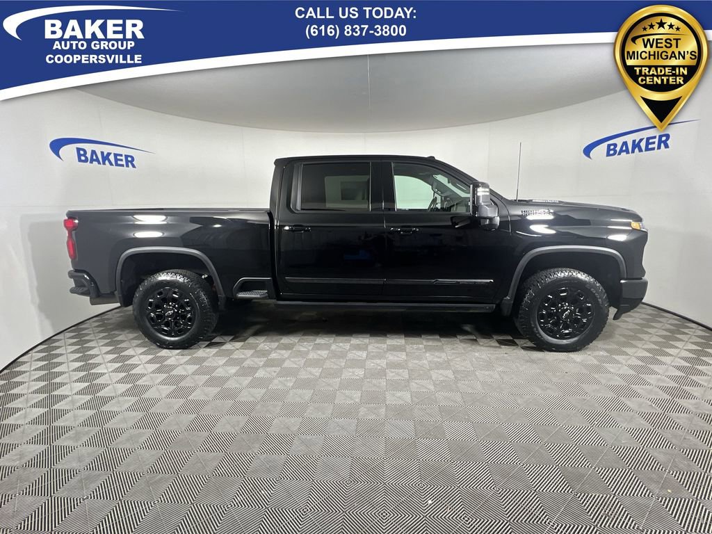 Used 2024 Chevrolet Silverado 2500 High Country w/ High Country Premium Package image 10