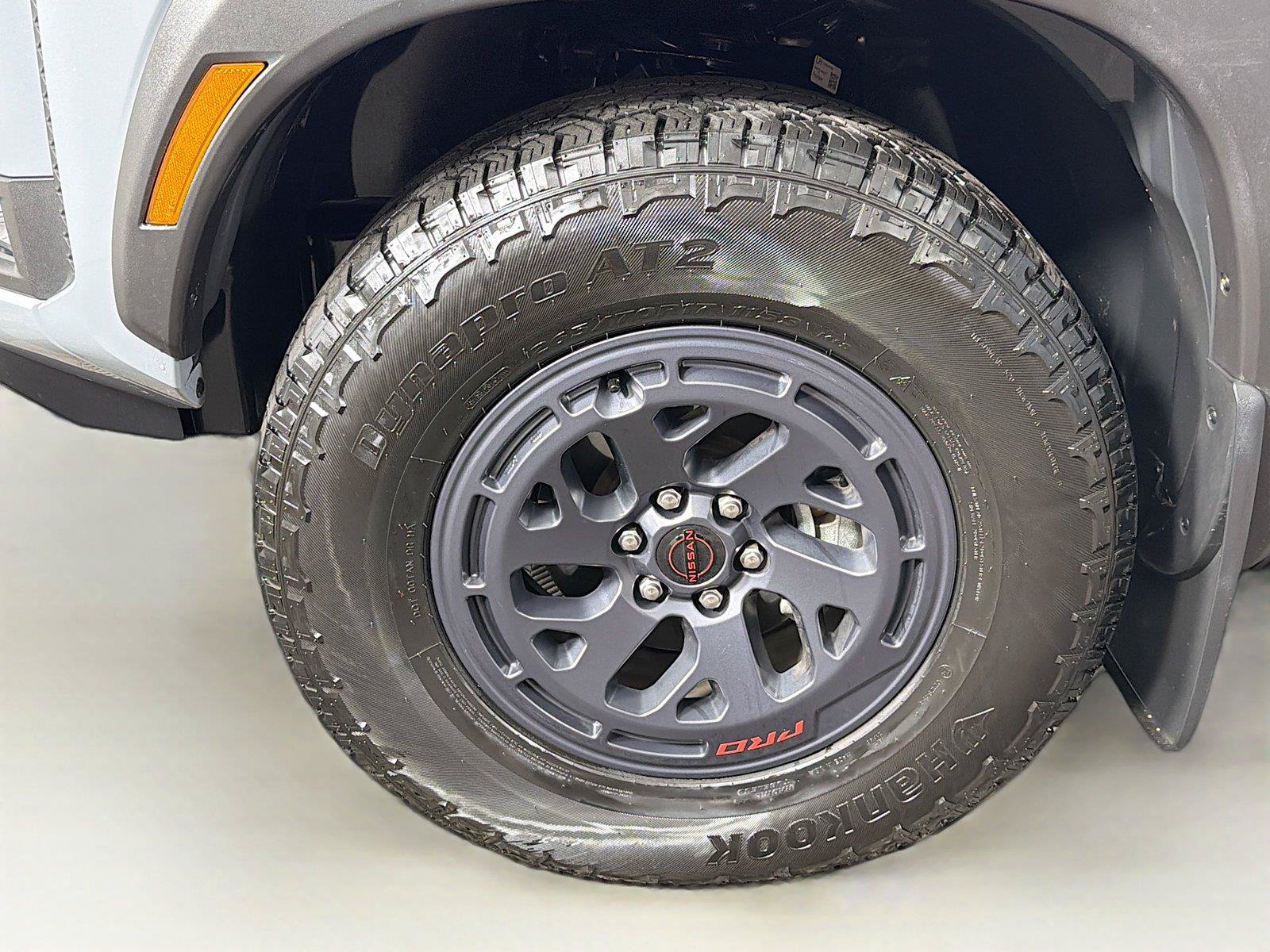 Used 2025 Nissan Frontier PRO-4X w/ Tow Package AWD/4WD image 31