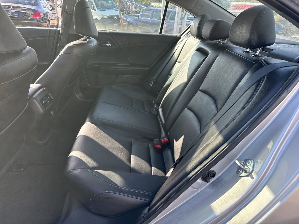 Used 2015 Honda Accord EX-L image 18