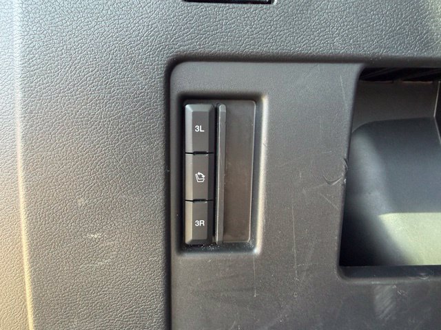 Certified 2024 Ford Expedition XLT RWD image 9