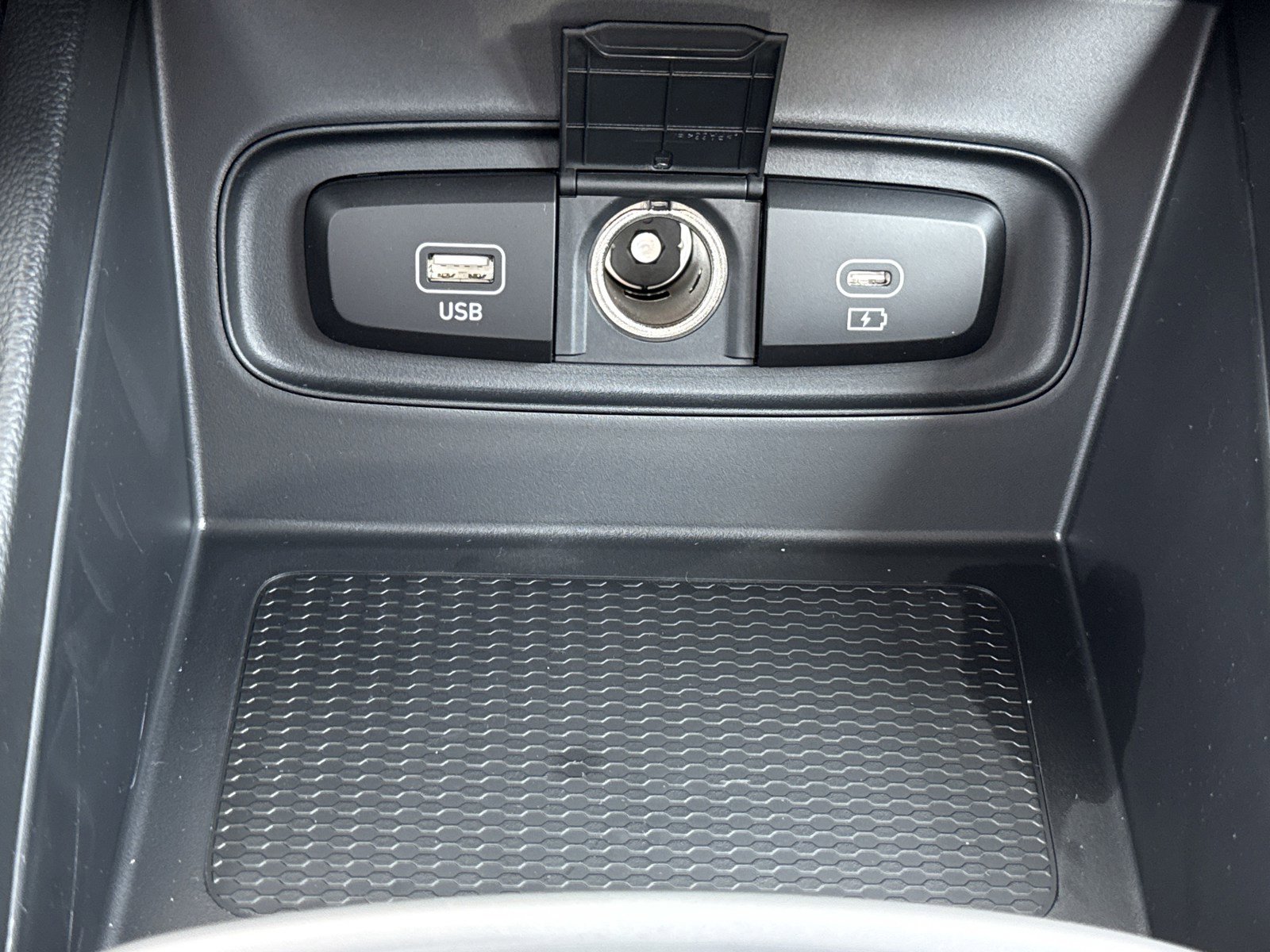 New 2026 Hyundai Venue SE FWD image 22