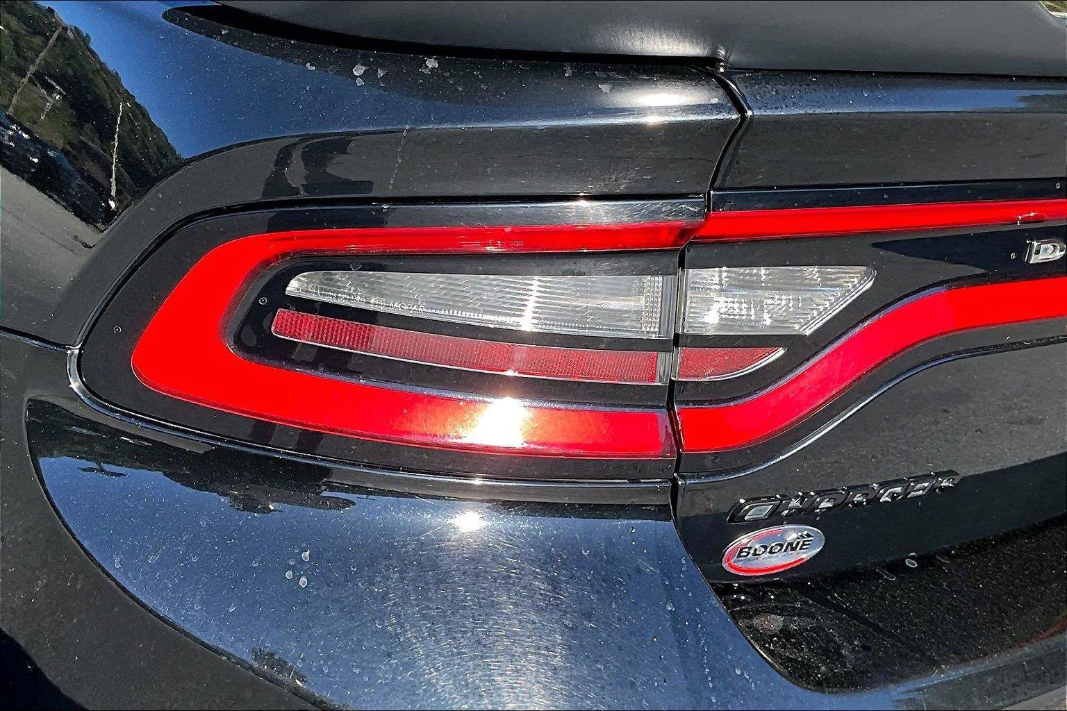 Used 2016 Dodge Charger R/T Scat Pack RWD image 31