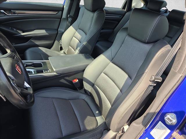 Used 2018 Honda Accord Sport image 14