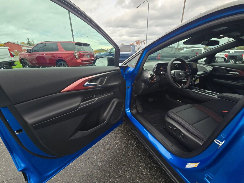 New 2026 Chevrolet Equinox EV RS image 22