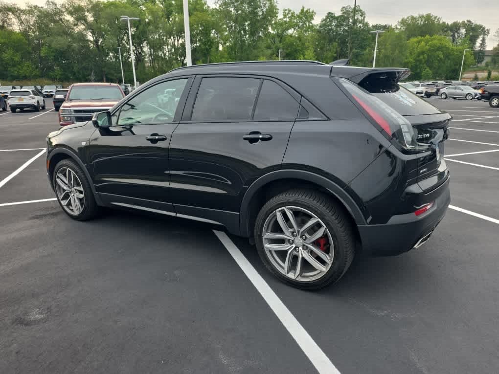Used 2021 Cadillac XT4 Sport AWD/4WD image 4