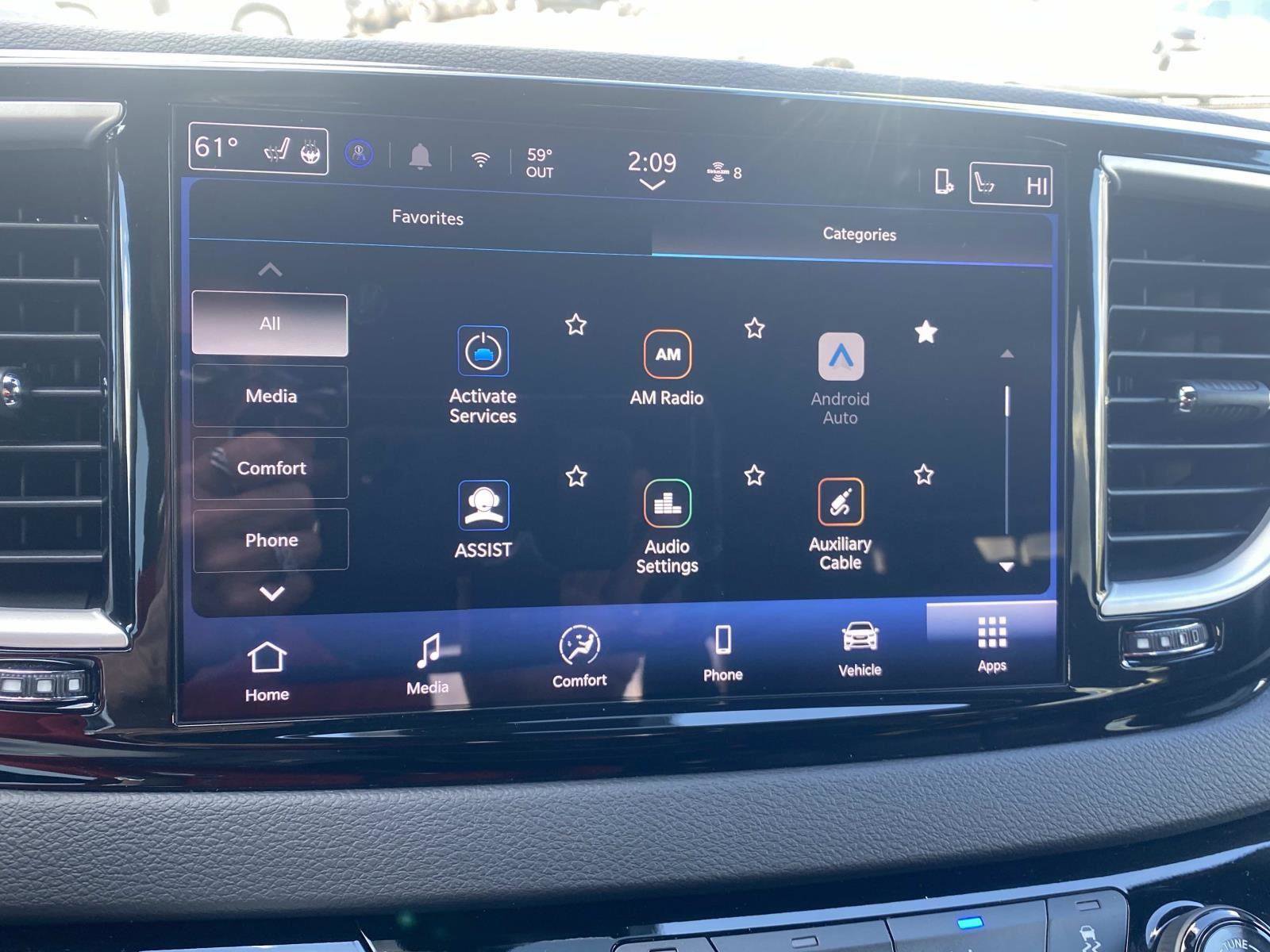 Certified 2025 Chrysler Pacifica Select FWD image 30