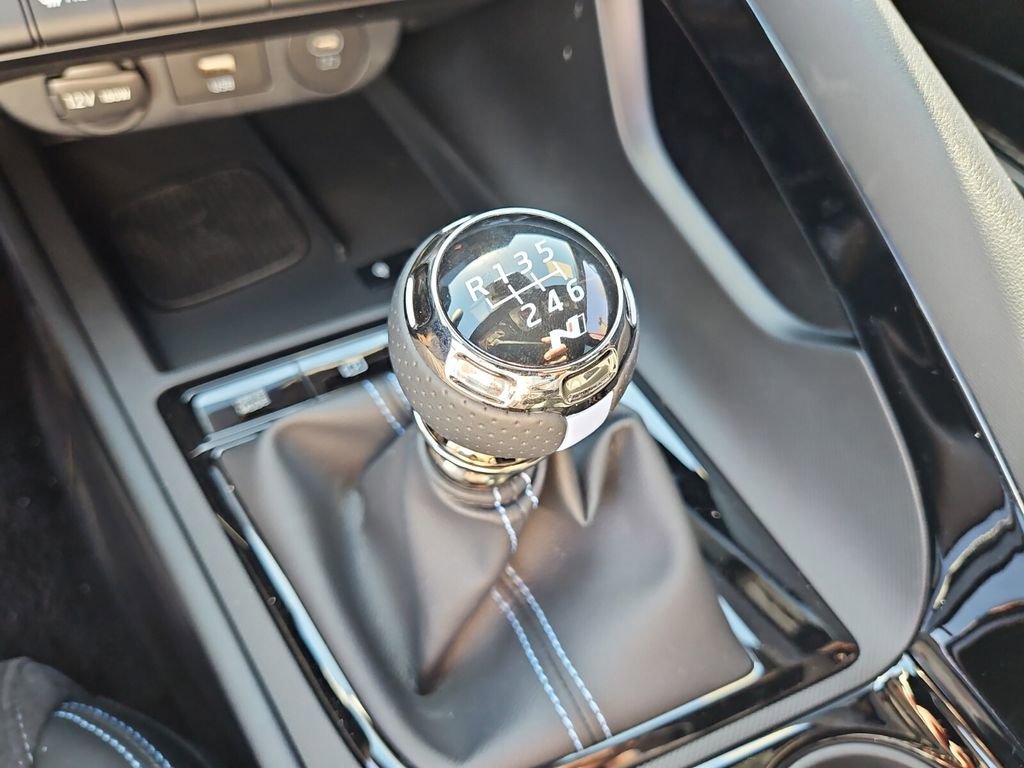 New 2025 Hyundai Elantra N image 9