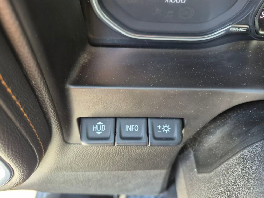 Used 2020 GMC Sierra 1500 AT4 w/ AT4 Premium Package image 18