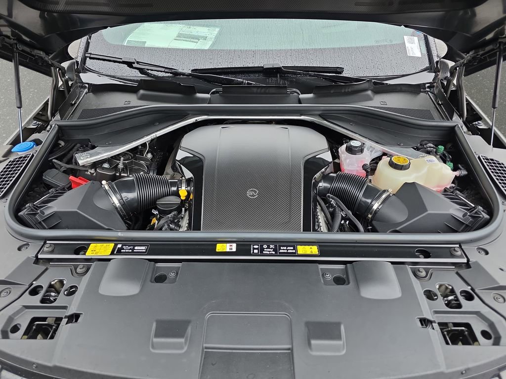 New 2025 Land Rover Range Rover Sport SV Edition Two image 32