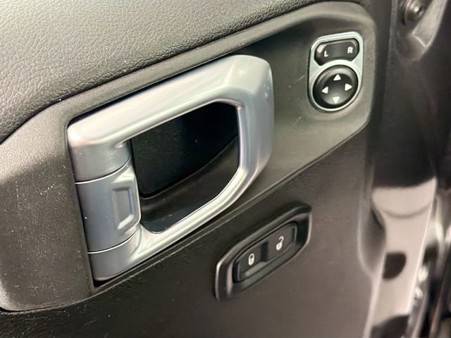 Used 2021 Jeep Wrangler Sport S image 18