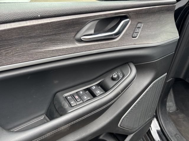 Used 2021 Jeep Grand Cherokee L Limited AWD/4WD image 7