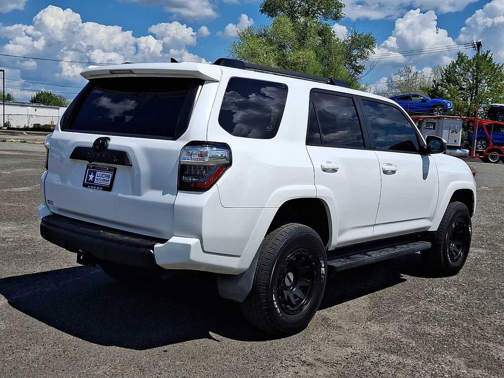 Used 2015 Toyota 4Runner Trail AWD/4WD image 12