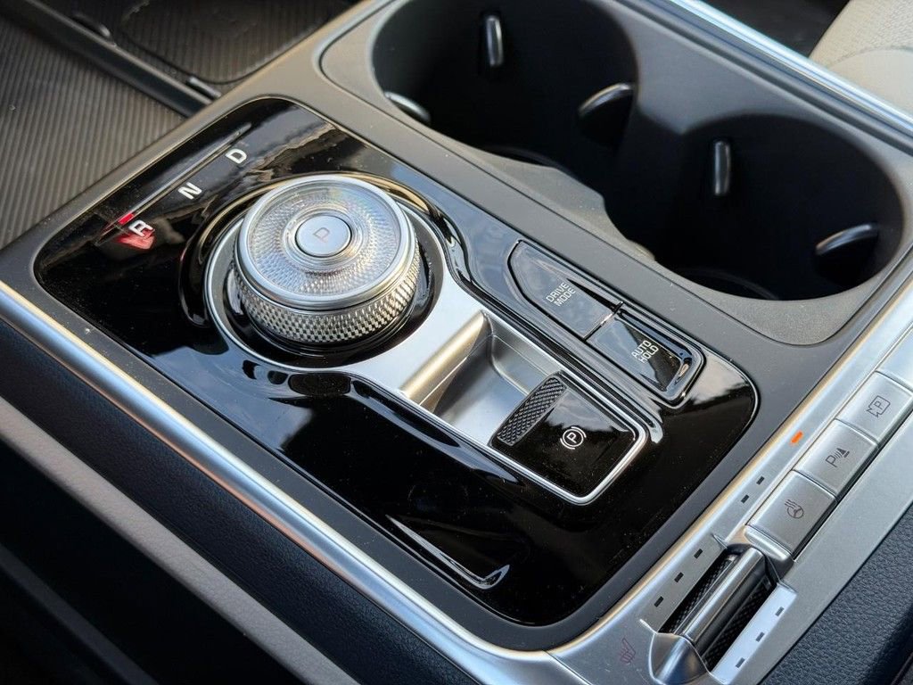 New 2026 Kia Carnival SX Prestige image 18