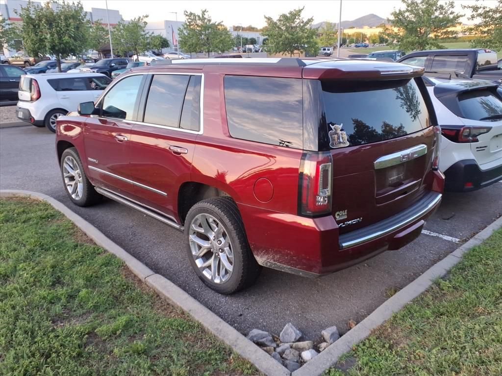 Used 2019 GMC Yukon Denali w/ Denali Ultimate Package AWD/4WD image 3