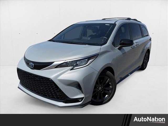 Used 2024 Toyota Sienna XSE video 1