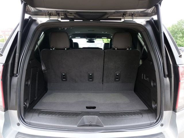Used 2023 Chevrolet Tahoe LT w/ Luxury Package AWD/4WD image 12