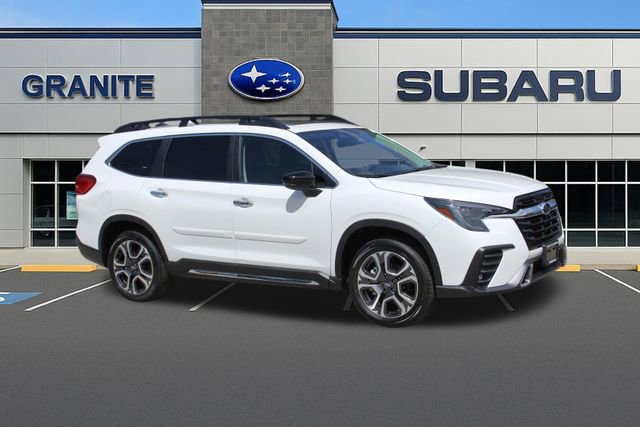Certified 2025 Subaru Ascent Touring AWD/4WD image 13