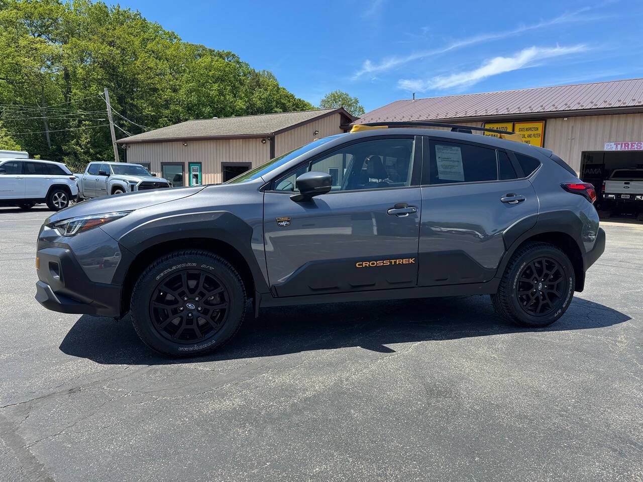 Used 2024 Subaru Crosstrek 2.5i Wilderness w/ Crosstrek Mirror Package AWD/4WD image 8