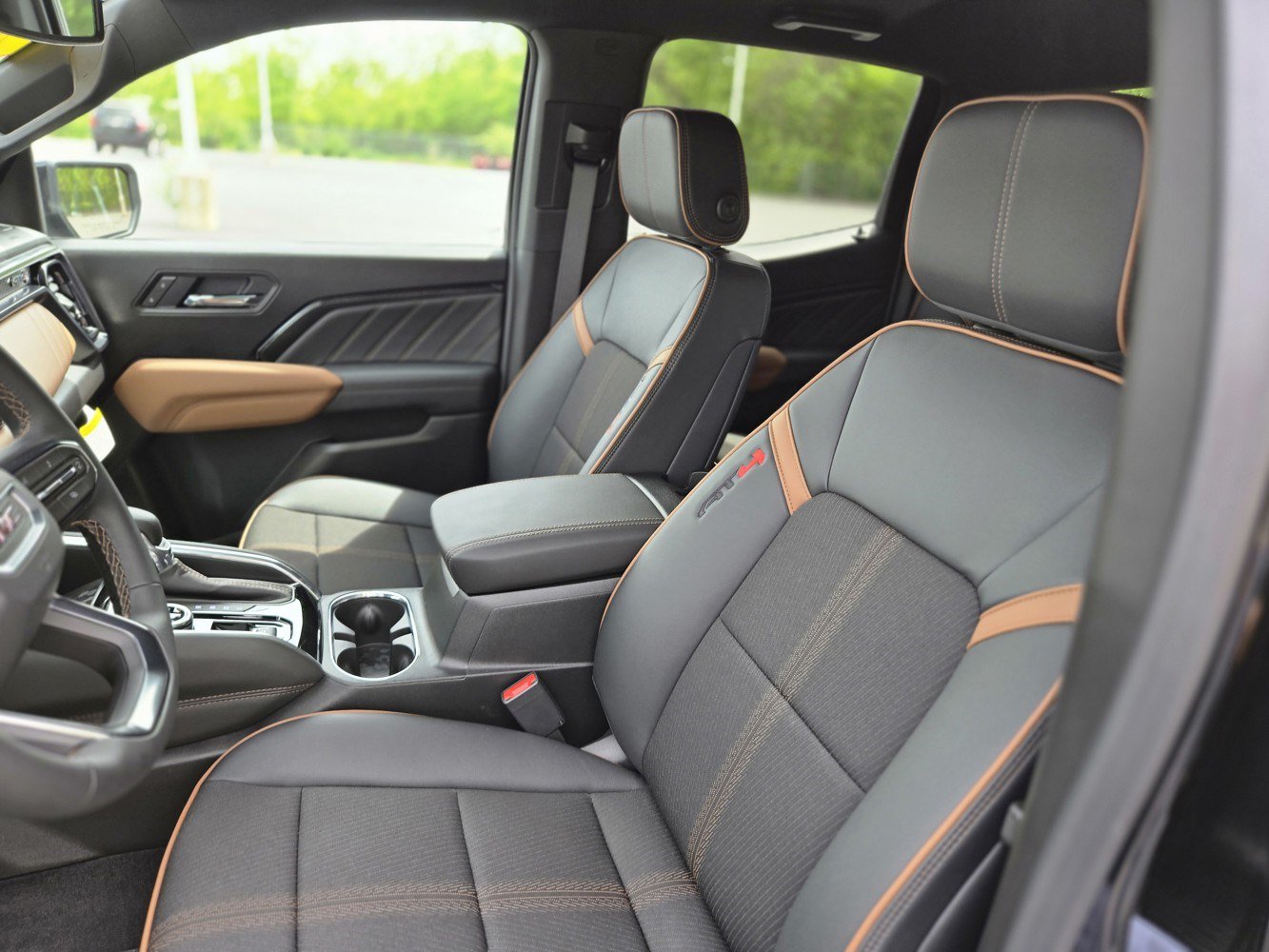 Certified 2026 GMC Canyon AT4 AWD/4WD image 25