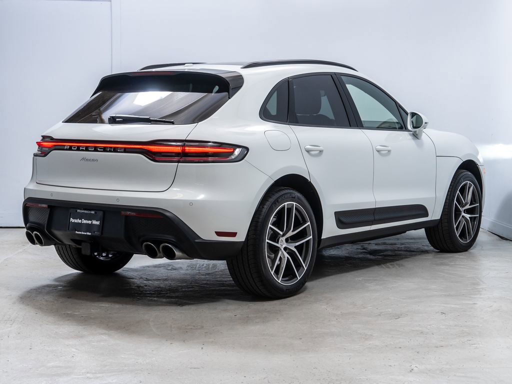 Certified 2026 Porsche Macan image 7
