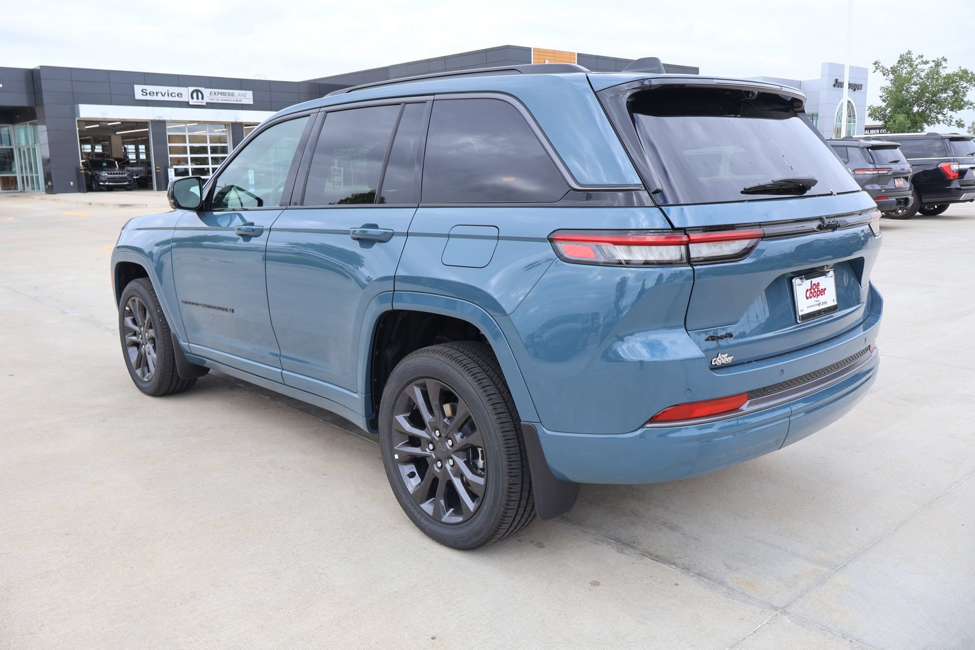 New 2026 Jeep Grand Cherokee Limited AWD/4WD image 24