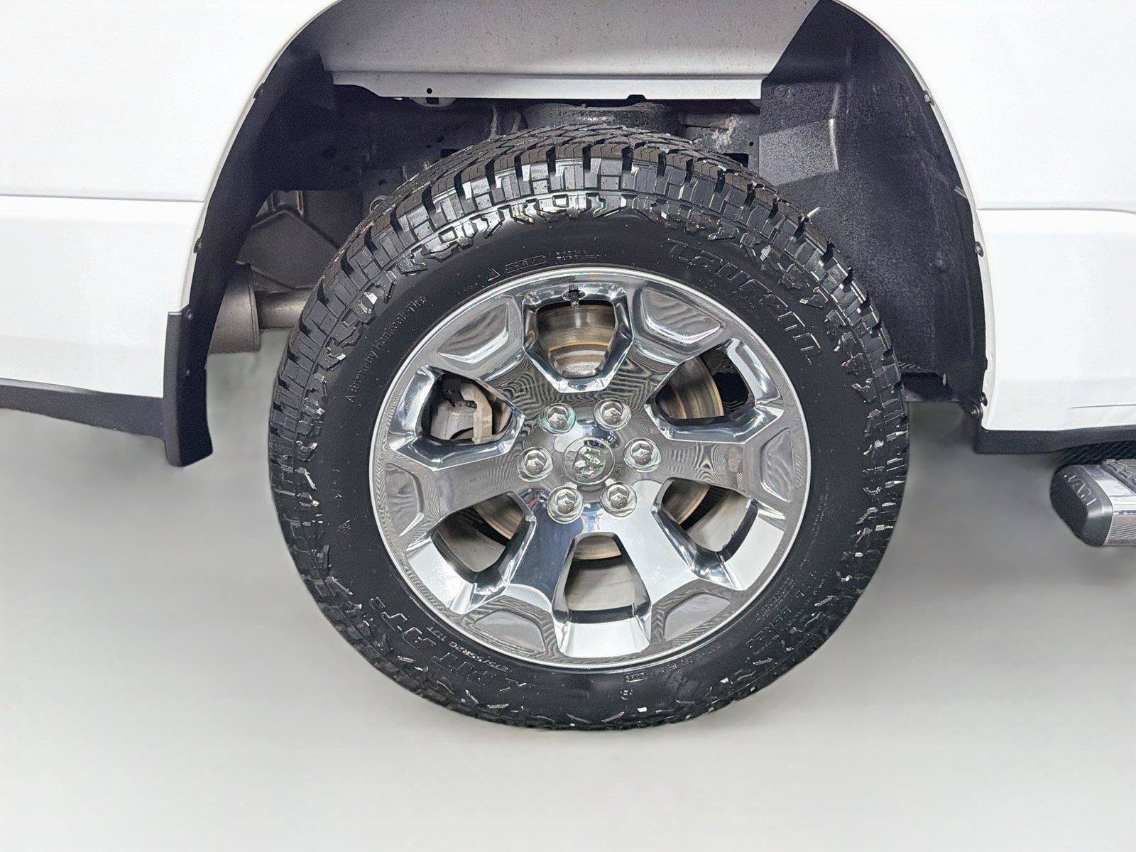 Used 2023 RAM 1500 Big Horn AWD/4WD image 35