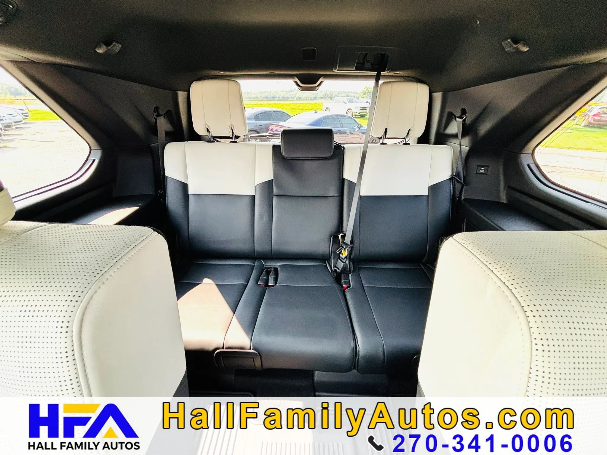 Used 2025 Toyota Sequoia Capstone AWD/4WD image 29