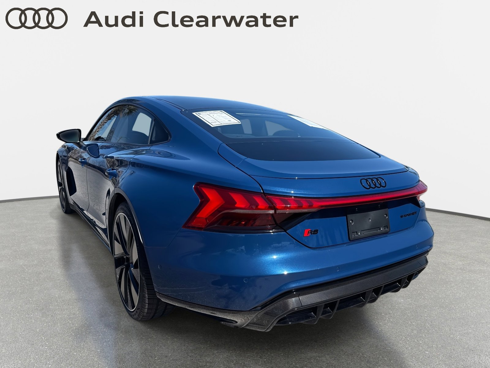 Used 2022 Audi RS e-tron GT w/ Carbon Performance Package image 9