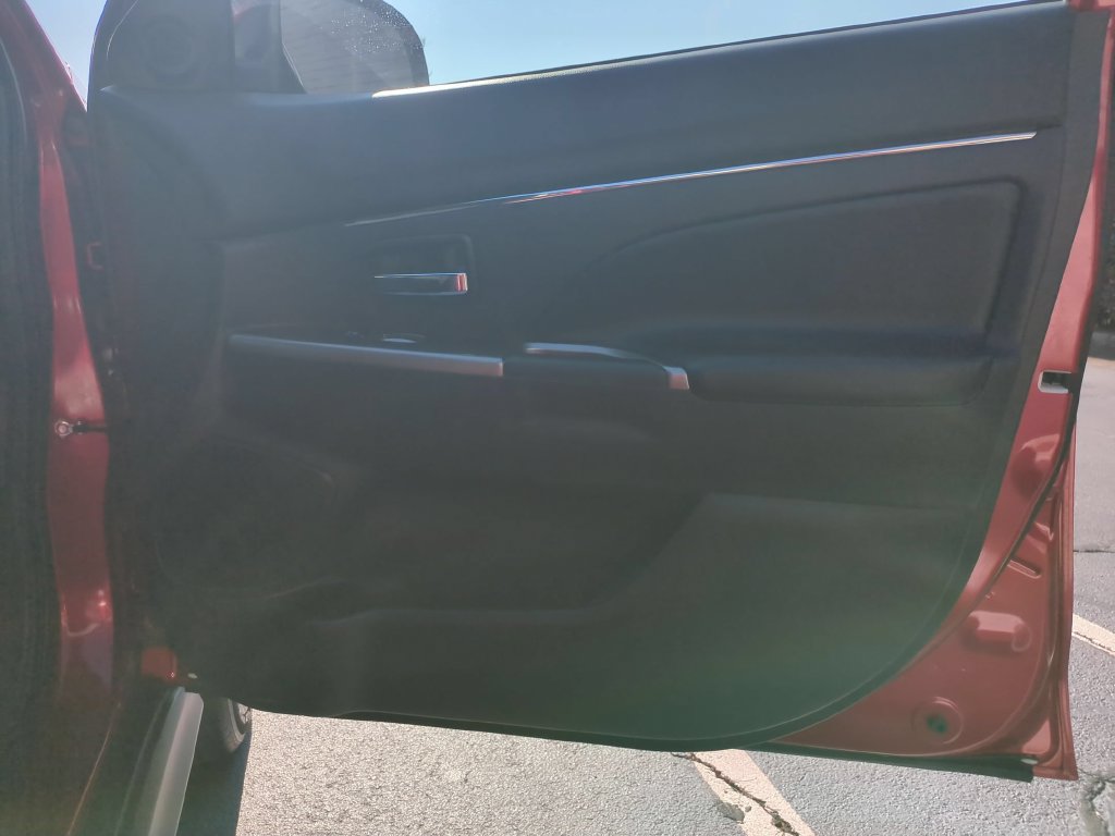 Used 2025 Mitsubishi Outlander Sport SE AWD/4WD image 32