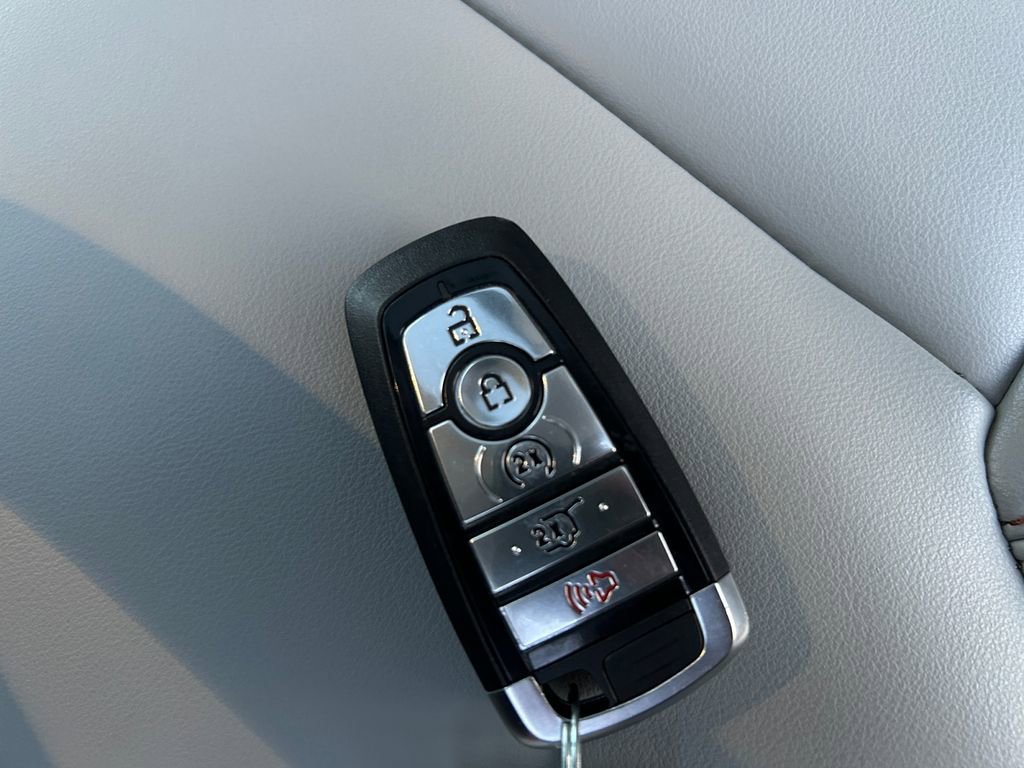 Used 2025 Ford Expedition Max Active image 33