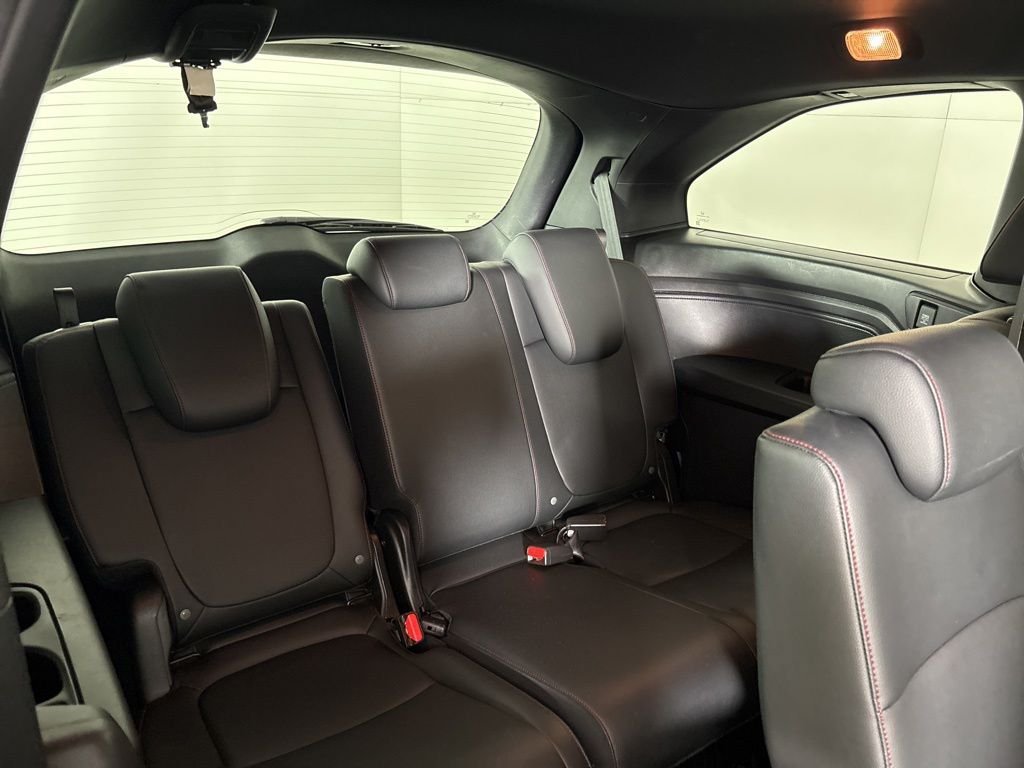 Used 2025 Honda Odyssey Sport-L image 19