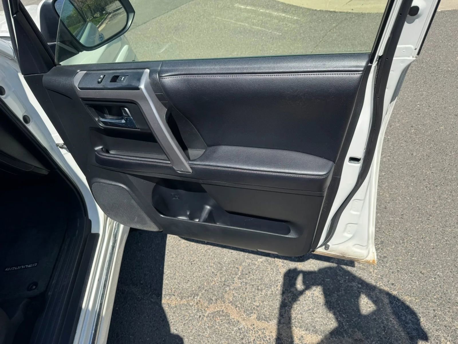 Used 2017 Toyota 4Runner Limited image 29