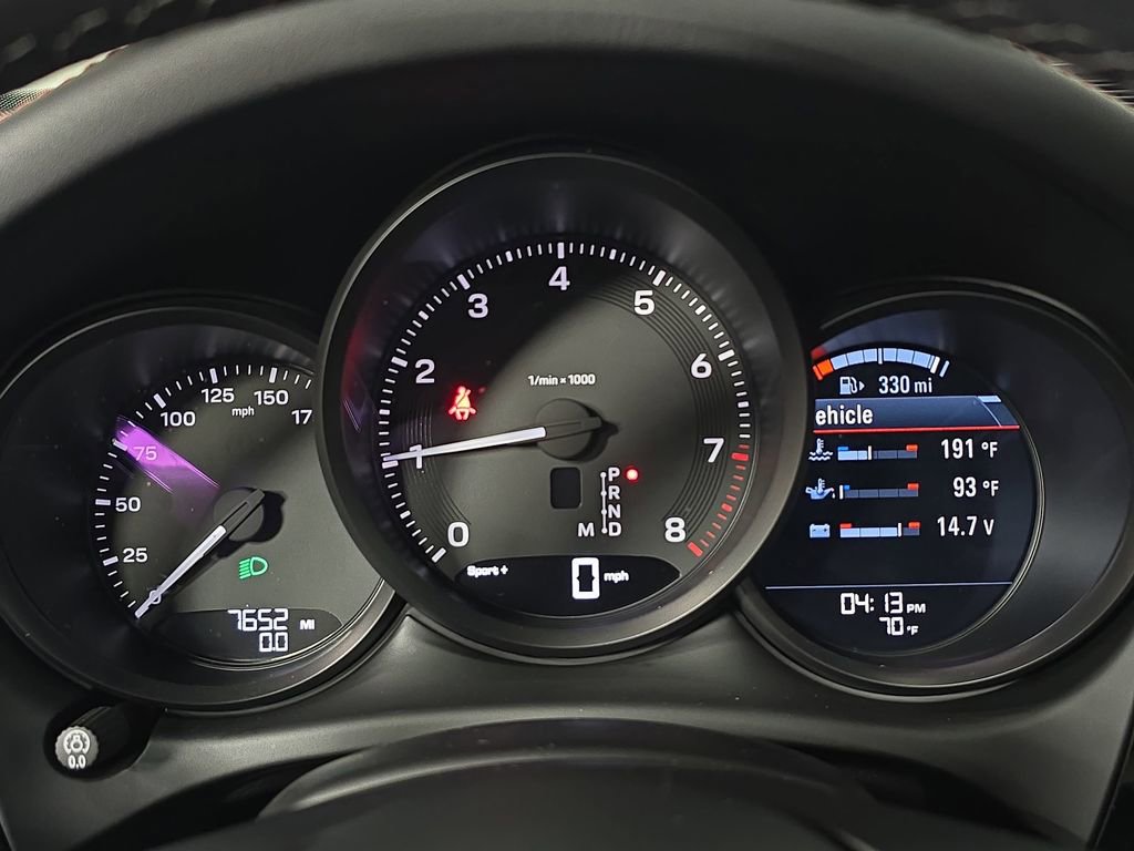 Certified 2025 Porsche Macan image 15